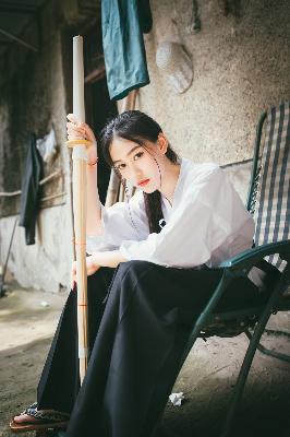 4人妻互换体验：真实感受？你敢想象吗！